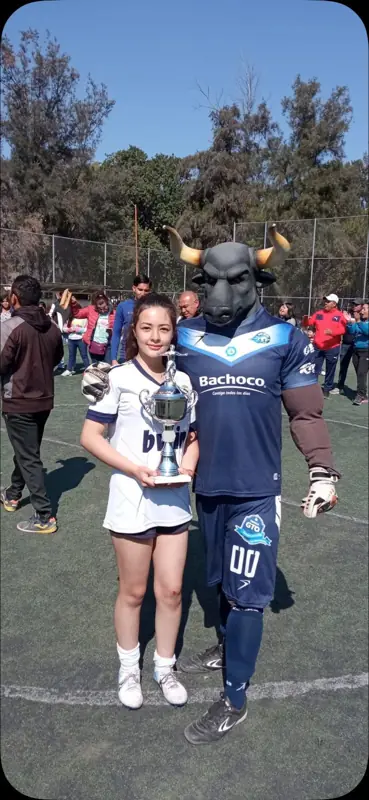 Indahany Armenta, foto 3 de la historia «Después de una etapa difícil, Indahany Armenta aprendió a reconstruir su confianza y ayudar a otros» · Revista Sparks Celaya, Guanajuato