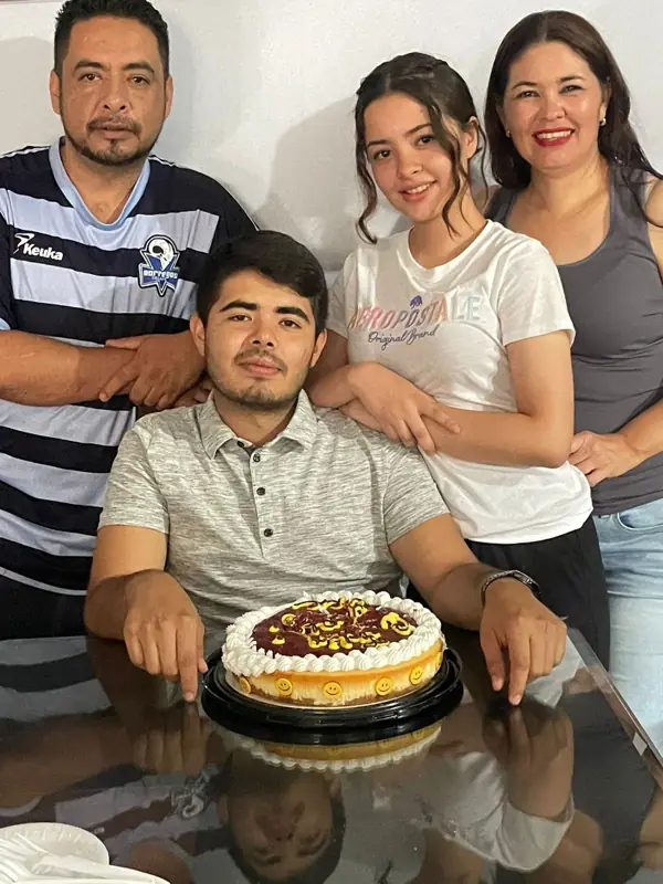 Indahany Armenta, foto 5 de la historia «Después de una etapa difícil, Indahany Armenta aprendió a reconstruir su confianza y ayudar a otros» · Revista Sparks Celaya, Guanajuato